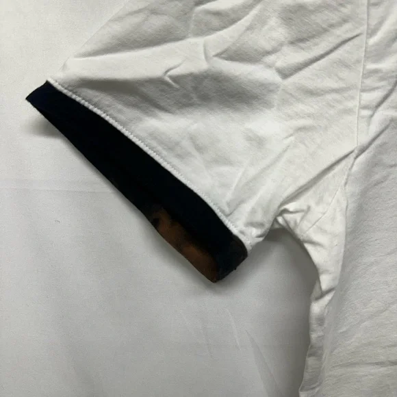 Disneyland Mickey Mouse T-Shirt Men’s Medium White Black Disney Graphic Tee - Picture 3 of 7